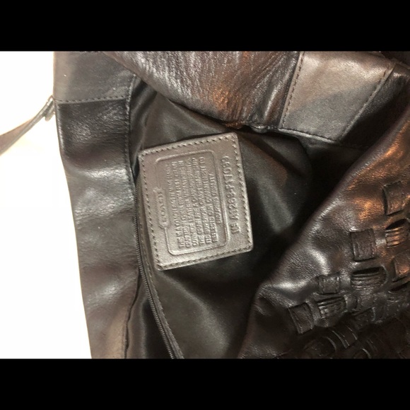 Coach tweeted Duffle/tote blk great condition - Picture 4 of 5